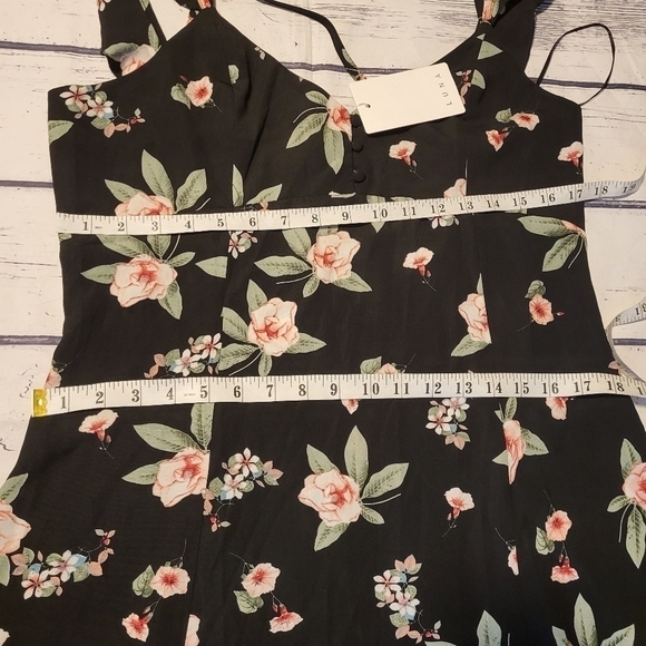 LUNA Black Floral Dress Size L - Picture 3 of 11
